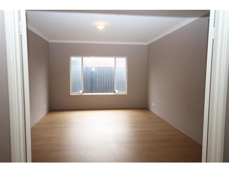 30 Portwine Avenue, Byford WA 6122