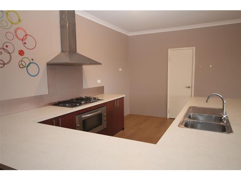 30 Portwine Avenue, Byford WA 6122