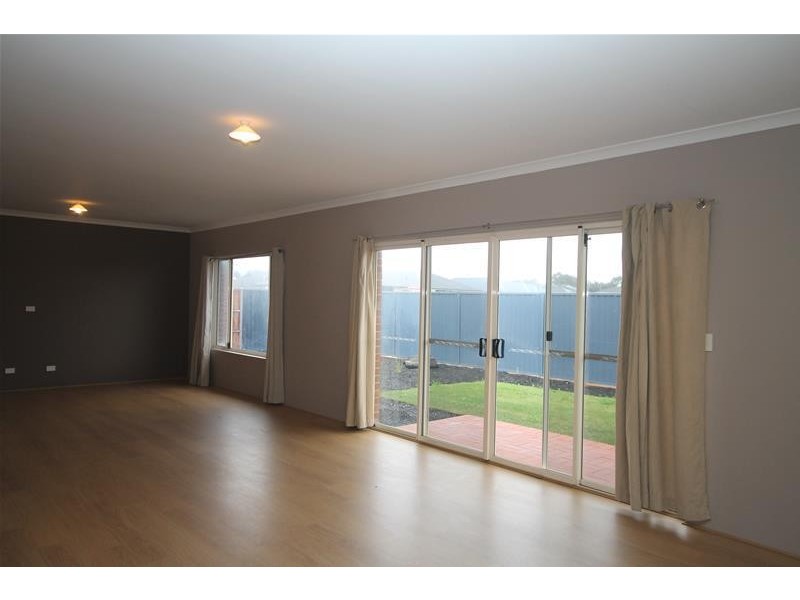 30 Portwine Avenue, Byford WA 6122