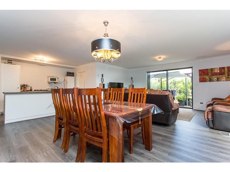 4 Lefroy Road, Mount Nasura WA 6112