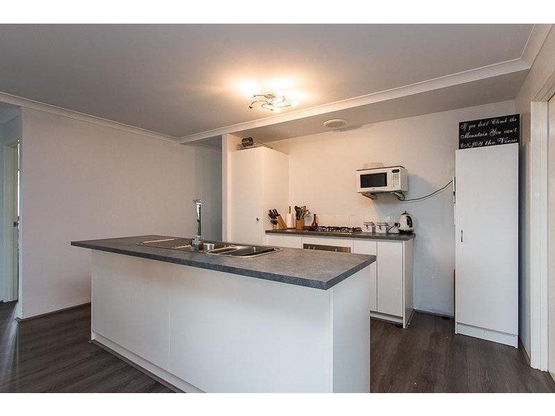 4 Lefroy Road, Mount Nasura WA 6112