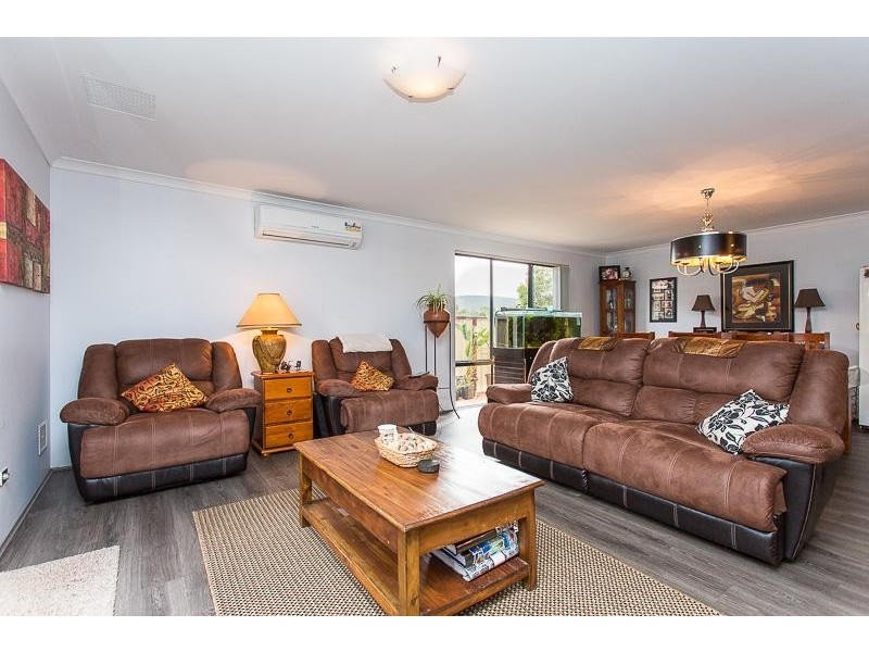 4 Lefroy Road, Mount Nasura WA 6112