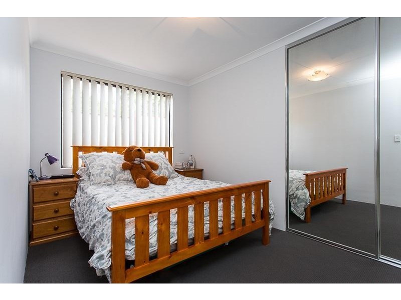 4 Lefroy Road, Mount Nasura WA 6112