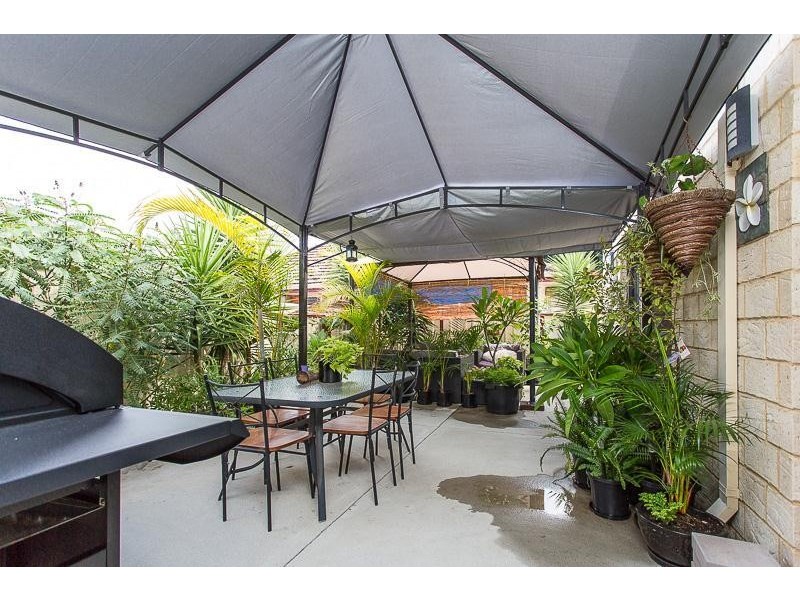 4 Lefroy Road, Mount Nasura WA 6112