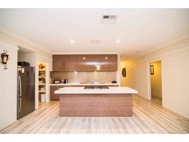 5 Carbine Bend, Byford WA 6122