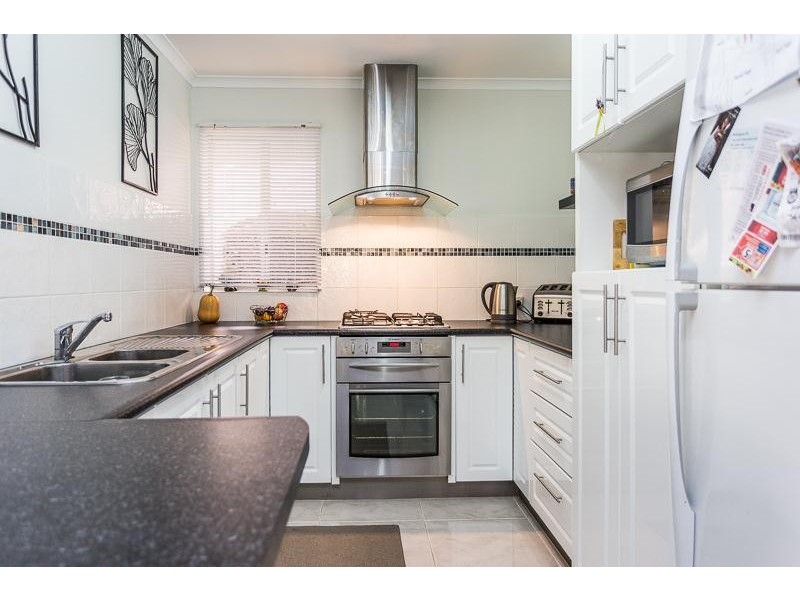 9 Markaling Close, Hillman WA 6168