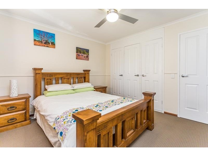 9 Markaling Close, Hillman WA 6168