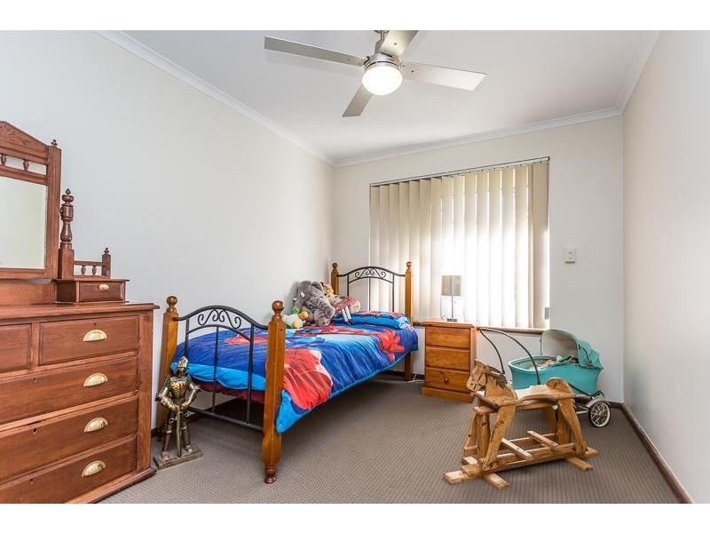 9 Markaling Close, Hillman WA 6168