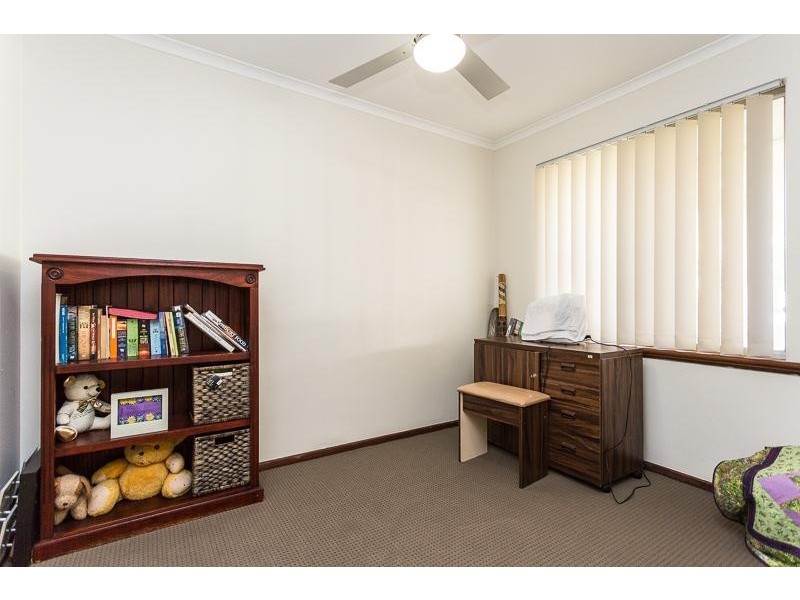 9 Markaling Close, Hillman WA 6168