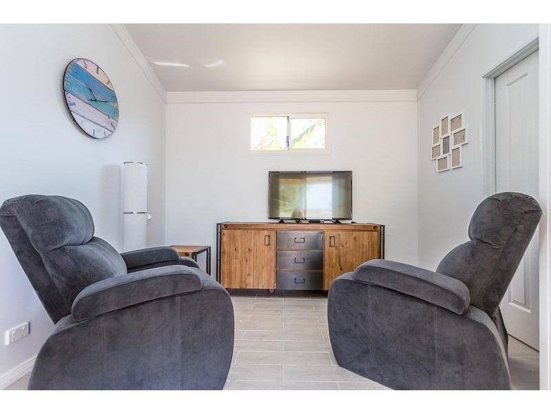 9 Markaling Close, Hillman WA 6168