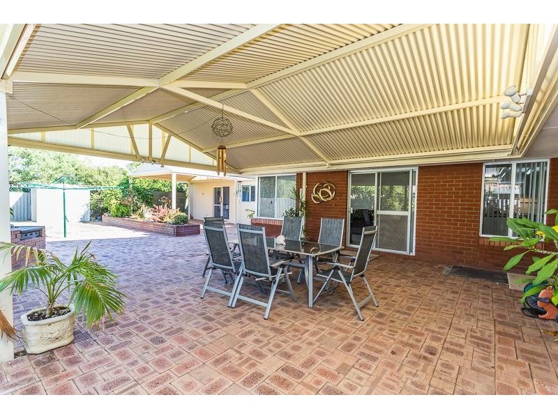 9 Markaling Close, Hillman WA 6168