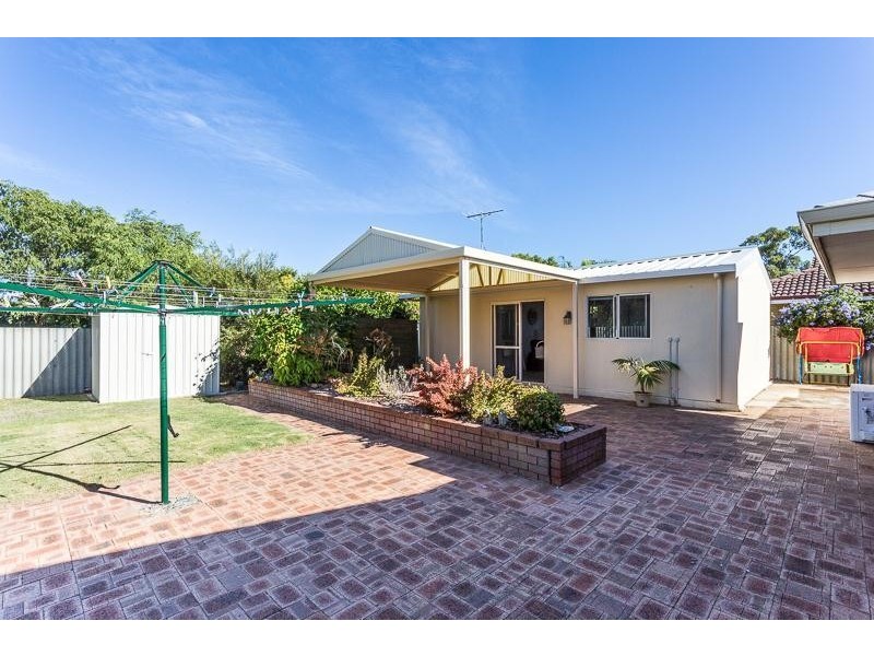 9 Markaling Close, Hillman WA 6168