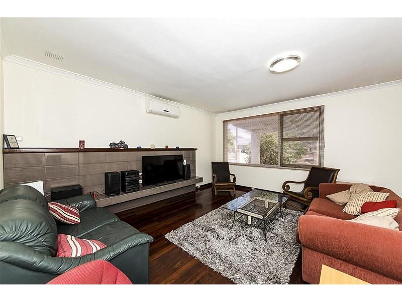 21 Winchester Road, Armadale WA 6112