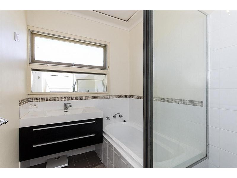 21 Winchester Road, Armadale WA 6112