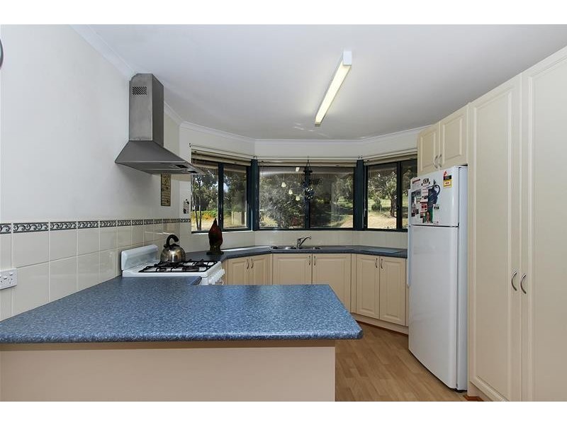 243/270 Southwest Highway, Mount Richon WA 6112