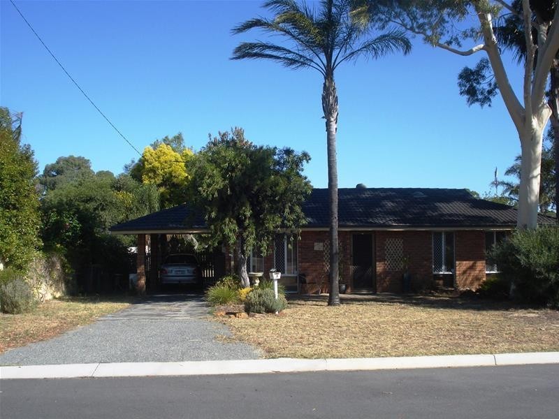 4 Greenwood Court, Kelmscott WA 6111