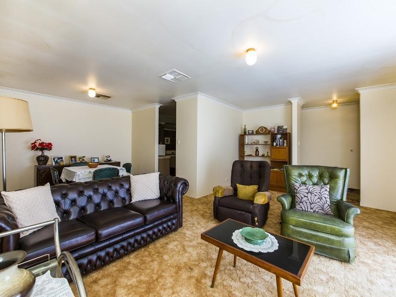 197 Blair Road, Oakford WA 6121