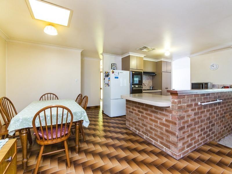 197 Blair Road, Oakford WA 6121