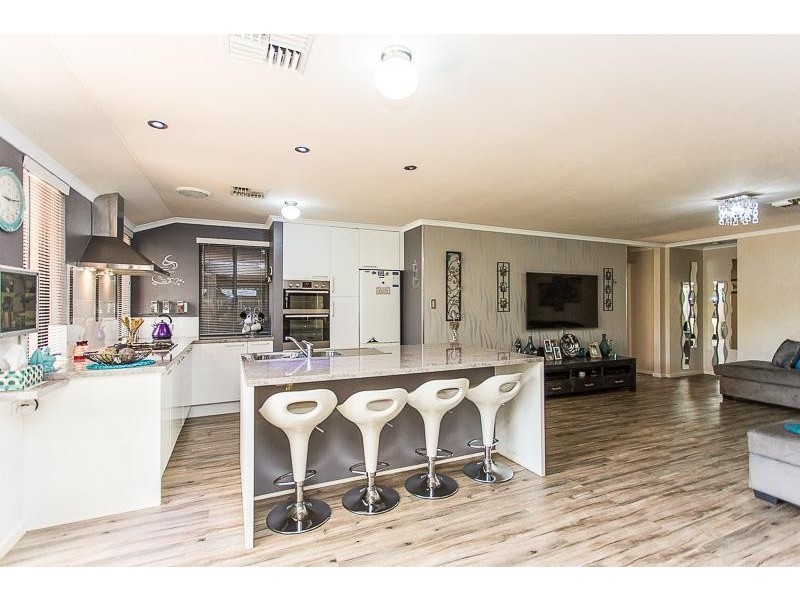 84 Ralphs Street, Seville Grove WA 6112
