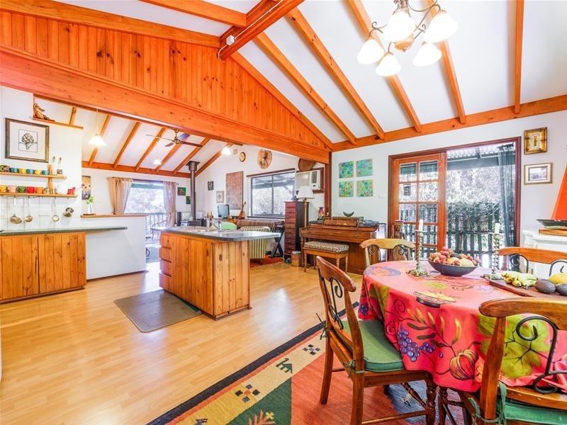 15 Possum Place, Kelmscott WA 6111