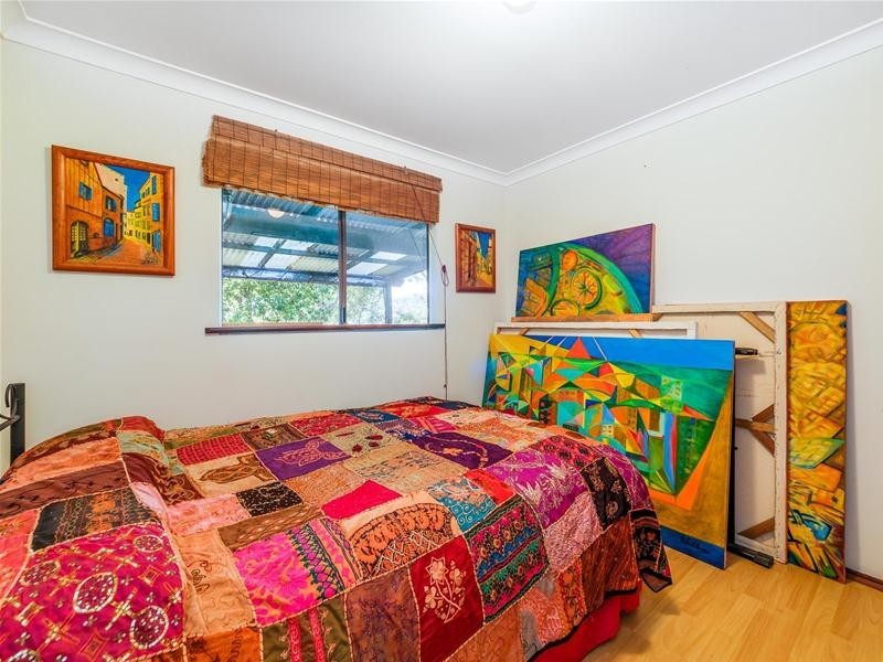 15 Possum Place, Kelmscott WA 6111