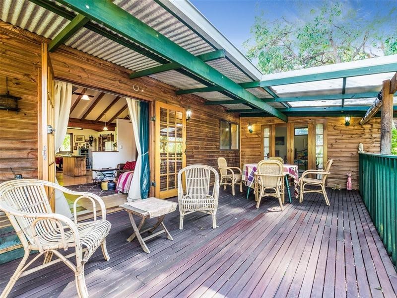 15 Possum Place, Kelmscott WA 6111