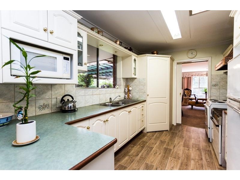 307 Albany Highway, Bedfordale WA 6112