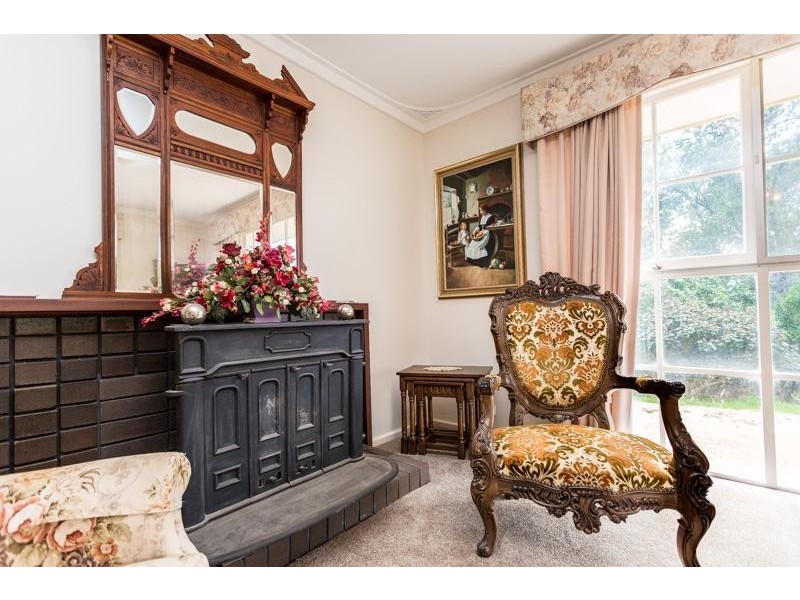 307 Albany Highway, Bedfordale WA 6112