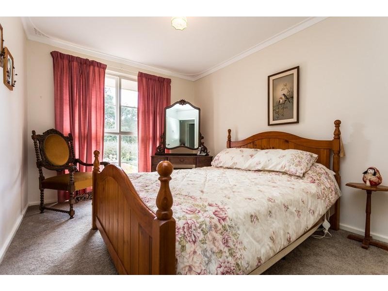 307 Albany Highway, Bedfordale WA 6112