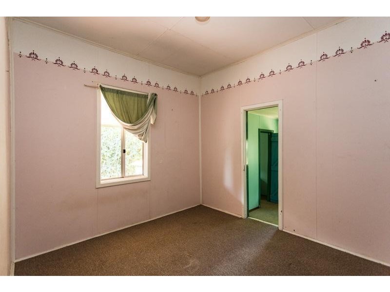 307 Albany Highway, Bedfordale WA 6112