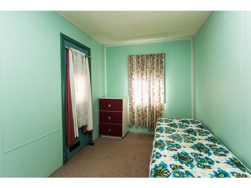 307 Albany Highway, Bedfordale WA 6112