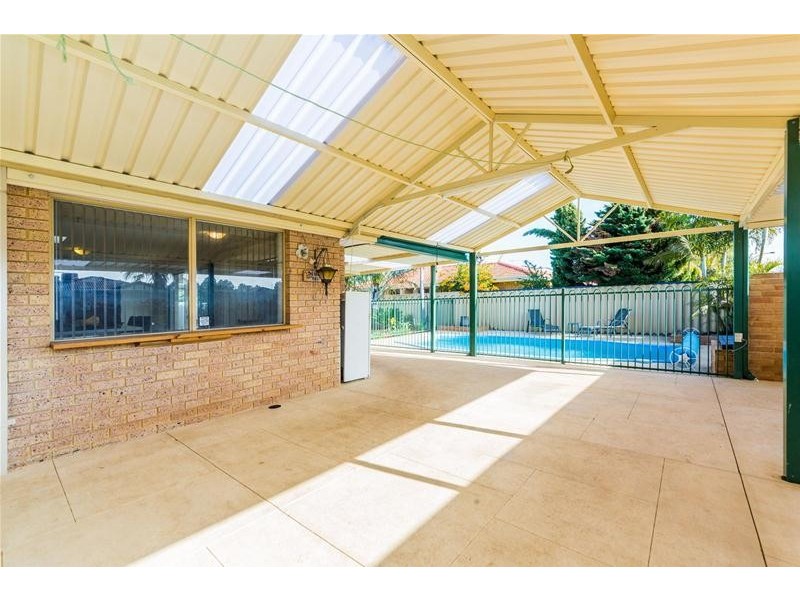 1 Ralphs Street, Seville Grove WA 6112