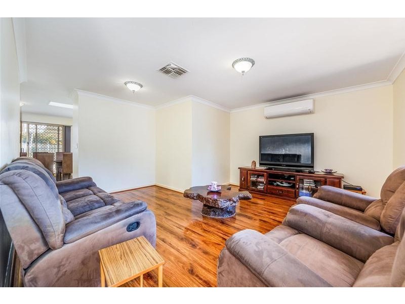 1 Ralphs Street, Seville Grove WA 6112