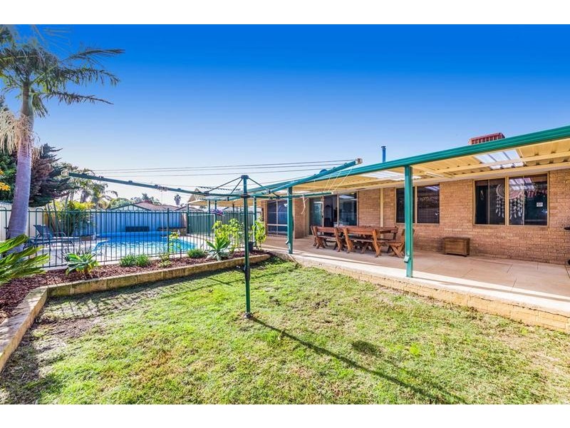 1 Ralphs Street, Seville Grove WA 6112