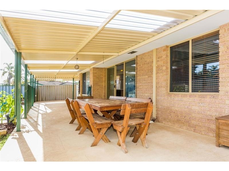 1 Ralphs Street, Seville Grove WA 6112