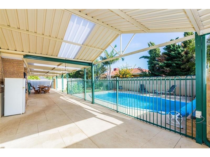 1 Ralphs Street, Seville Grove WA 6112