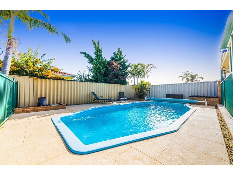 1 Ralphs Street, Seville Grove WA 6112