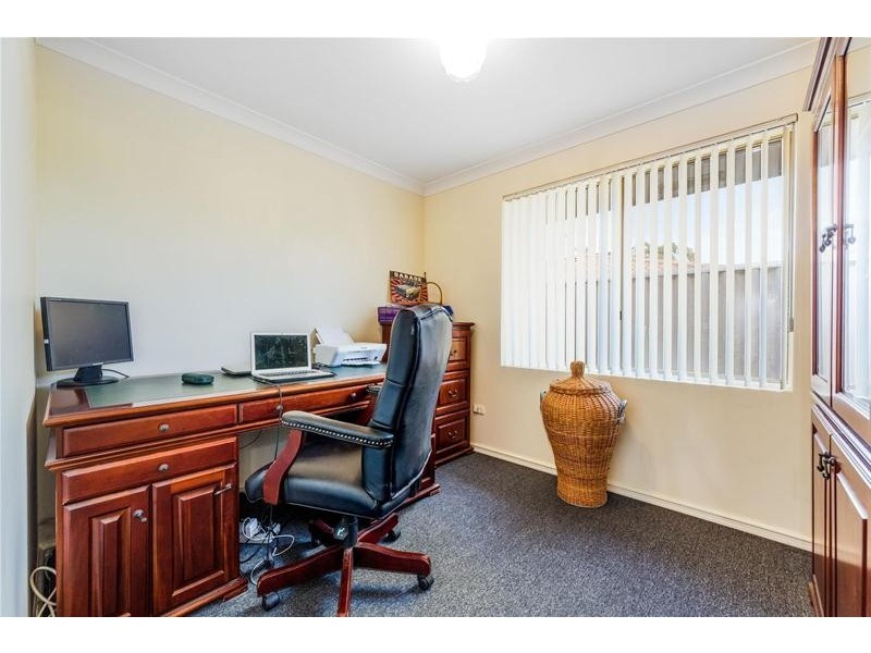 1 Ralphs Street, Seville Grove WA 6112