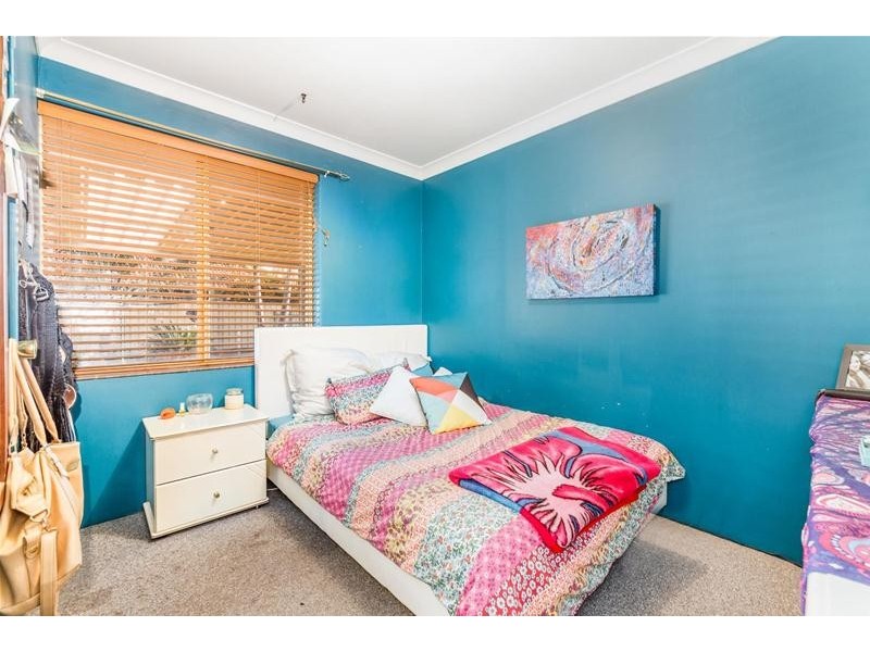 1 Ralphs Street, Seville Grove WA 6112