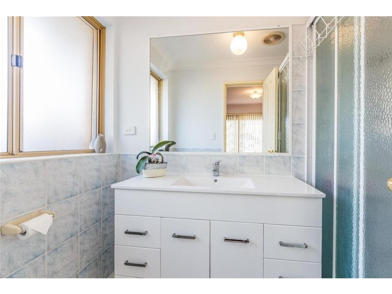 1 Ralphs Street, Seville Grove WA 6112