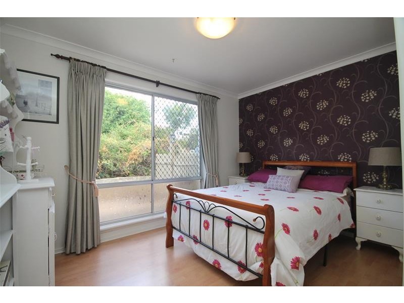 26 Wangoola Terrace, Mount Nasura WA 6112