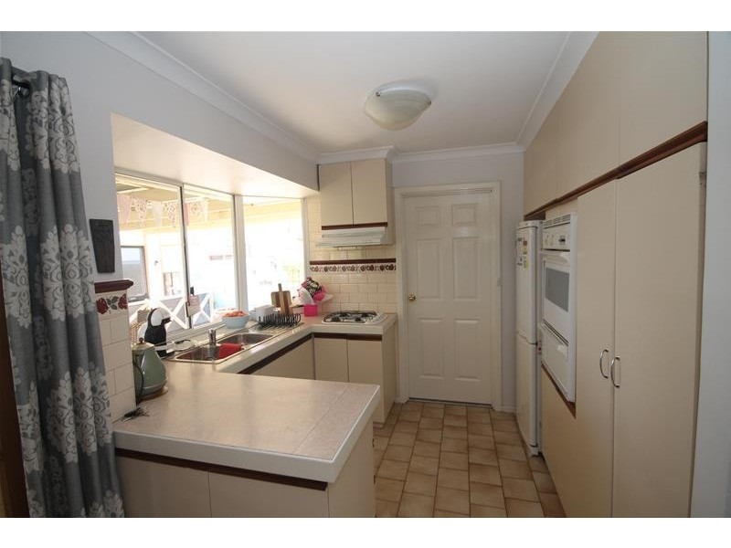 26 Wangoola Terrace, Mount Nasura WA 6112