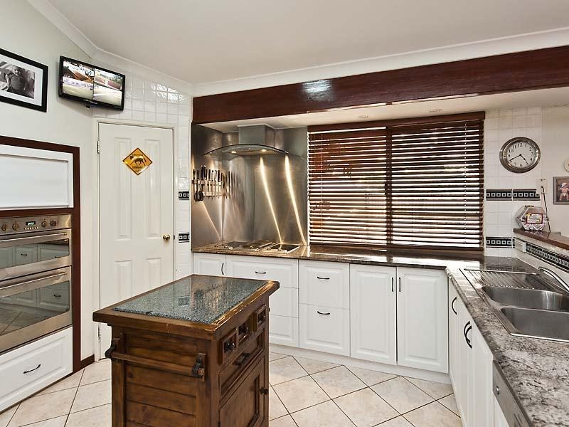 26 Karbro Drive, Cardup WA 6122