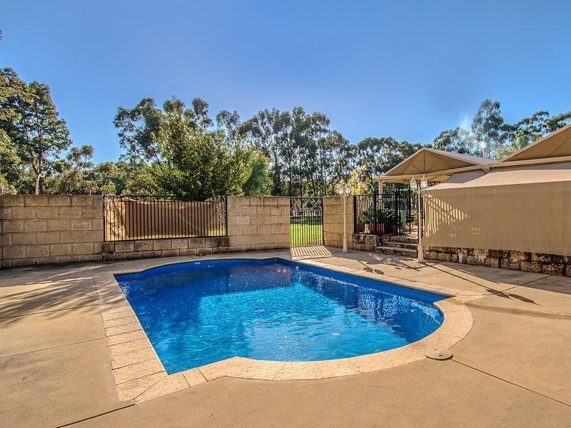 26 Karbro Drive, Cardup WA 6122