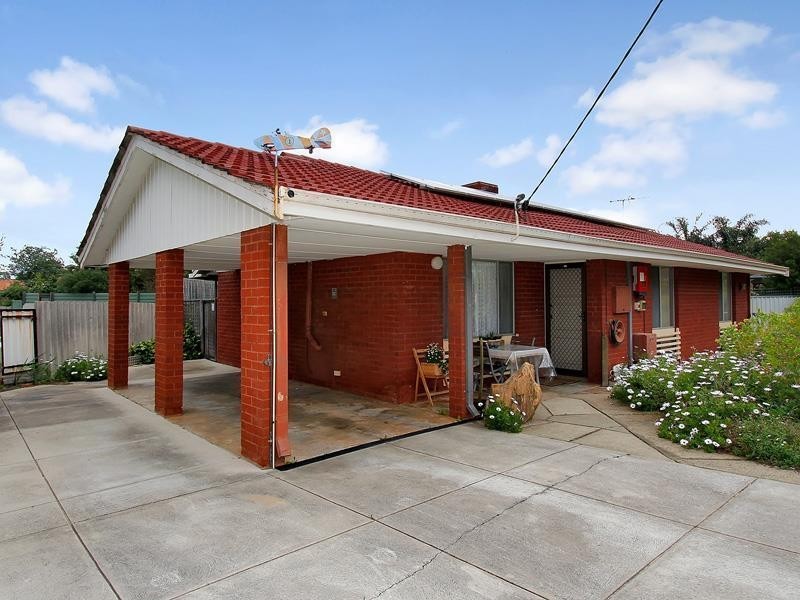 9 Reeves Court, Kelmscott WA 6111