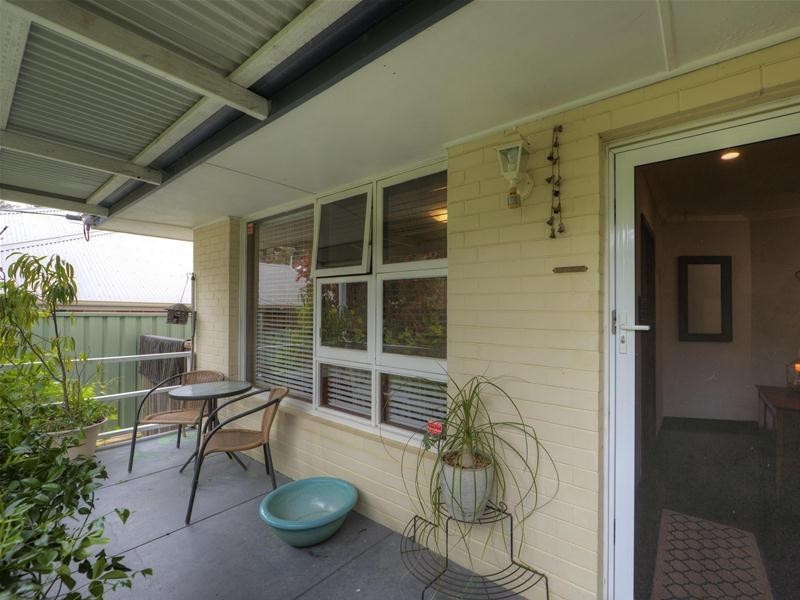 51 Sampson Road, Lesmurdie WA 6076