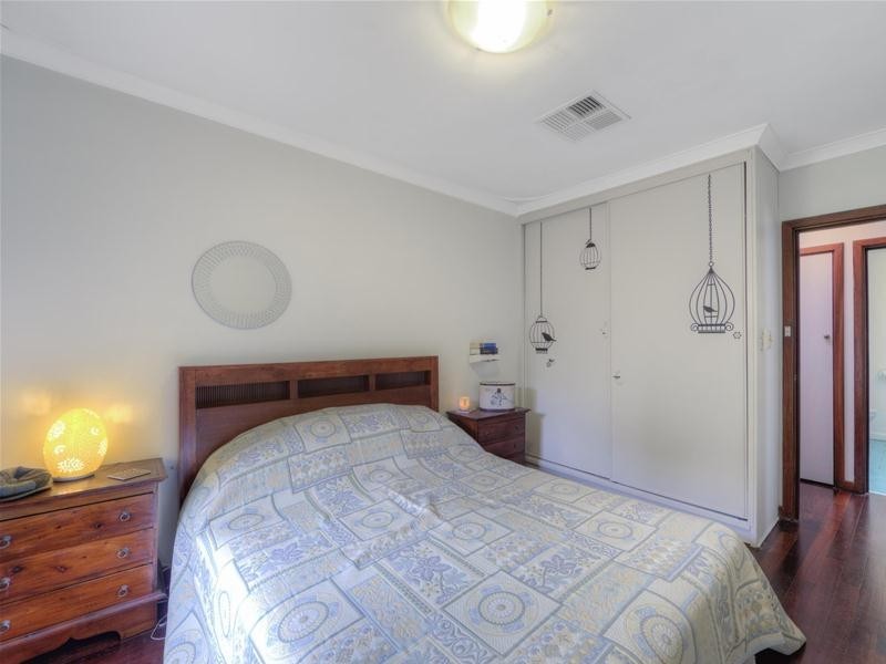 51 Sampson Road, Lesmurdie WA 6076