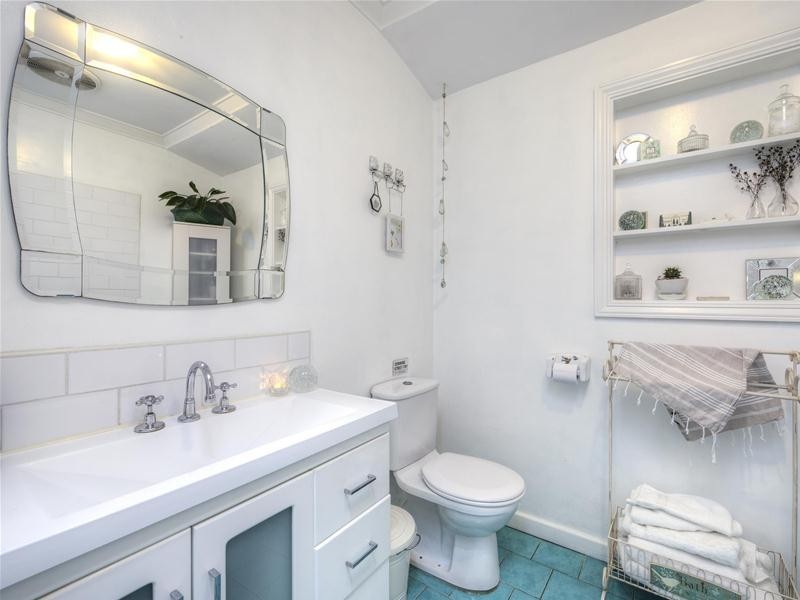 51 Sampson Road, Lesmurdie WA 6076