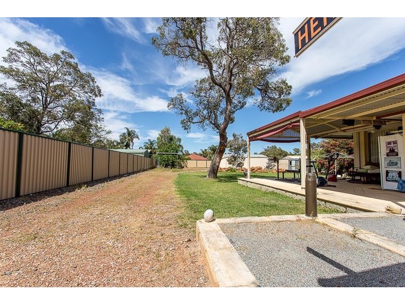 14 Bateman Street, Byford WA 6122