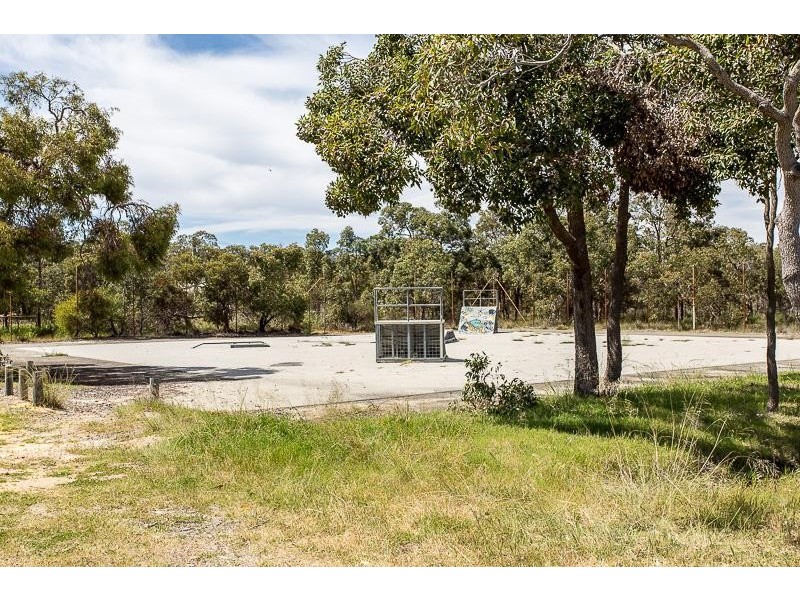 14 Bateman Street, Byford WA 6122
